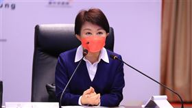 提升疫苗涵蓋率  台中14日、15日加開快打站台中市長盧秀燕8日在市政會議中表示，為提升台中市COVID-19疫苗涵蓋率，14日、15日將加開快打站，提升城市保護力。中央社記者郝雪卿攝  111年2月8日