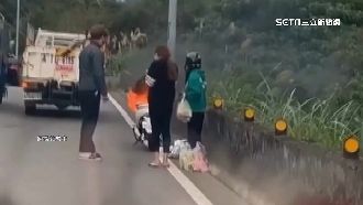 電動機車突竄火冒煙　母女嚇壞棄車逃