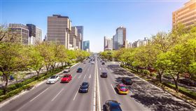 ▲超級綠園道打造質感生活城市意象（情境示意圖)