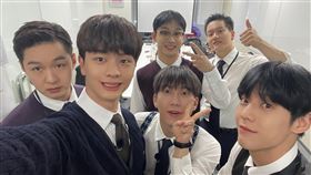 BTOB原本預計21號回歸，沒想到隊長徐恩光確診新冠肺炎。（圖／翻攝自BTOB推特）