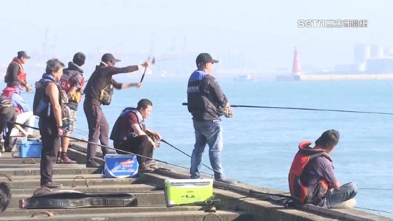 獨／台中港北堤　為台唯一海釣示範區
