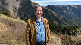 巴戈。（圖／翻攝自向娃臉書）