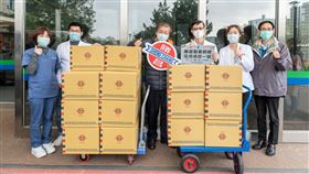 ▲勝昌製藥廠將數千罐臺灣清冠一號捐贈予大型醫院使用。（圖／業者提供）
