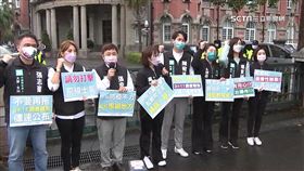 民眾黨8位議員參選人合體，批評「藍白合」是假議題。