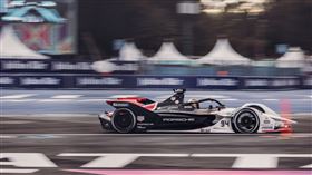 ▲保時捷電動方程式在墨西哥城奪下冠、亞軍。（圖／Porsche提供）