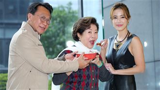 不去任何人告別式　影后83活成38