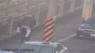 失智翁誤闖台3線　新竹暖警背他救援