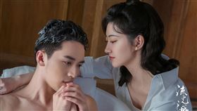 流光之城 許魏洲 景甜（圖／iQiyi愛奇藝國際站提供）