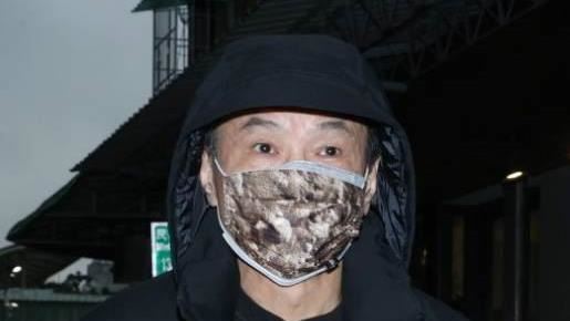 親赴巴戈靈堂禱告　李天柱吐心中遺憾