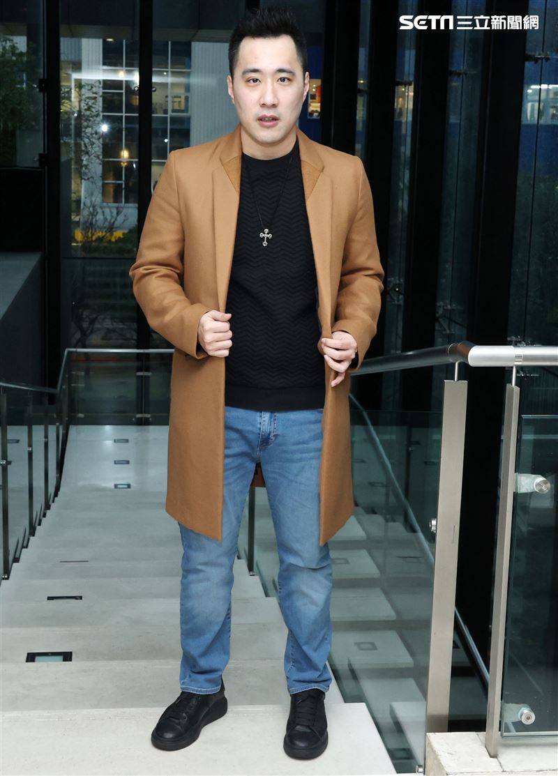 余祥銓三立新聞網專訪。（記者邱榮吉/攝影）