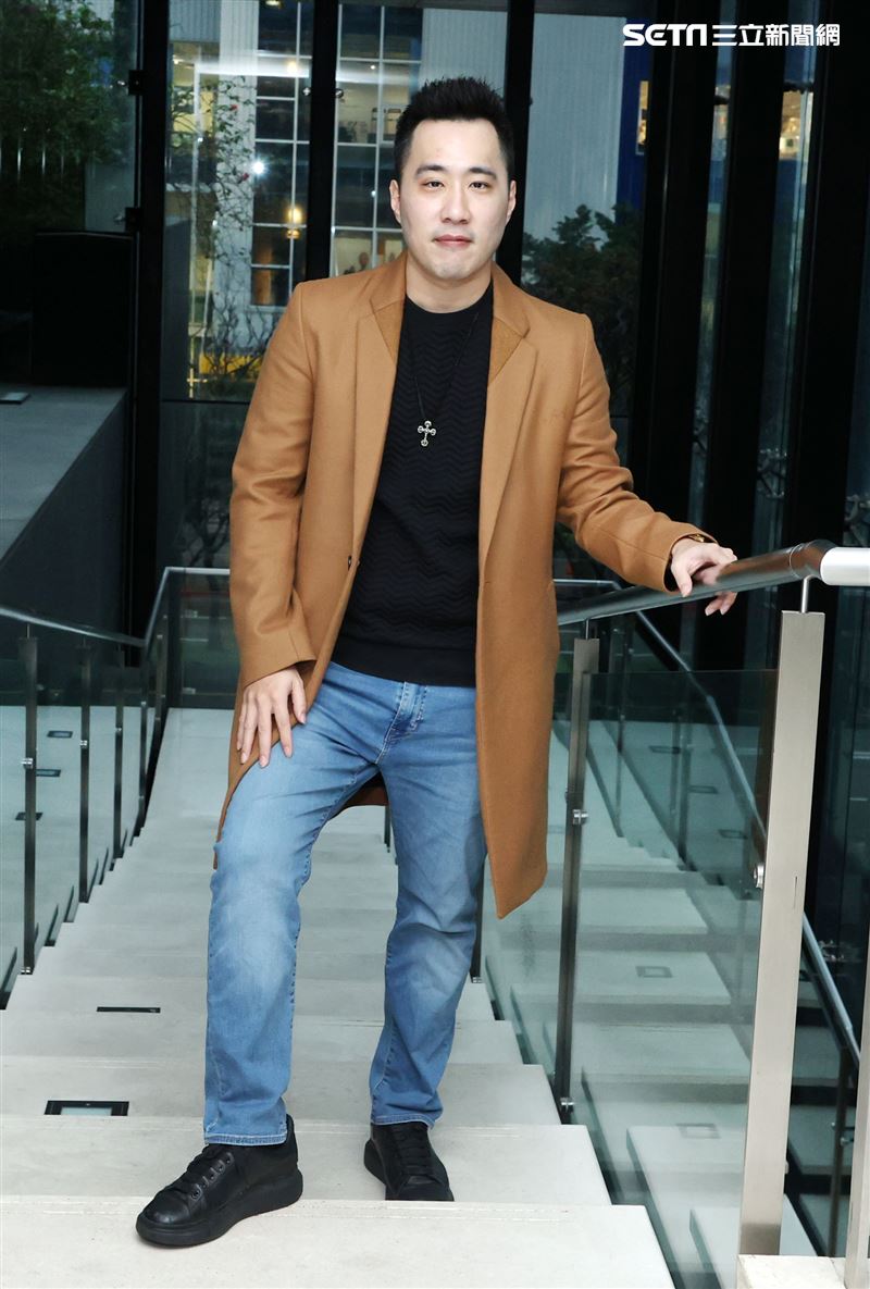 余祥銓三立新聞網專訪。（記者邱榮吉/攝影）