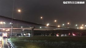 新竹縣1名國小男童到頭前溪戲水，警消尋獲時已無生命跡象。（圖／翻攝畫面）