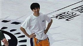 網友偶遇李現。（圖／翻攝自微博）