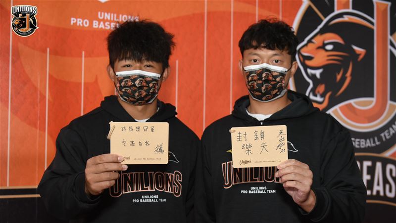 釋出後想過考公務員　吳丞哲老婆勸退