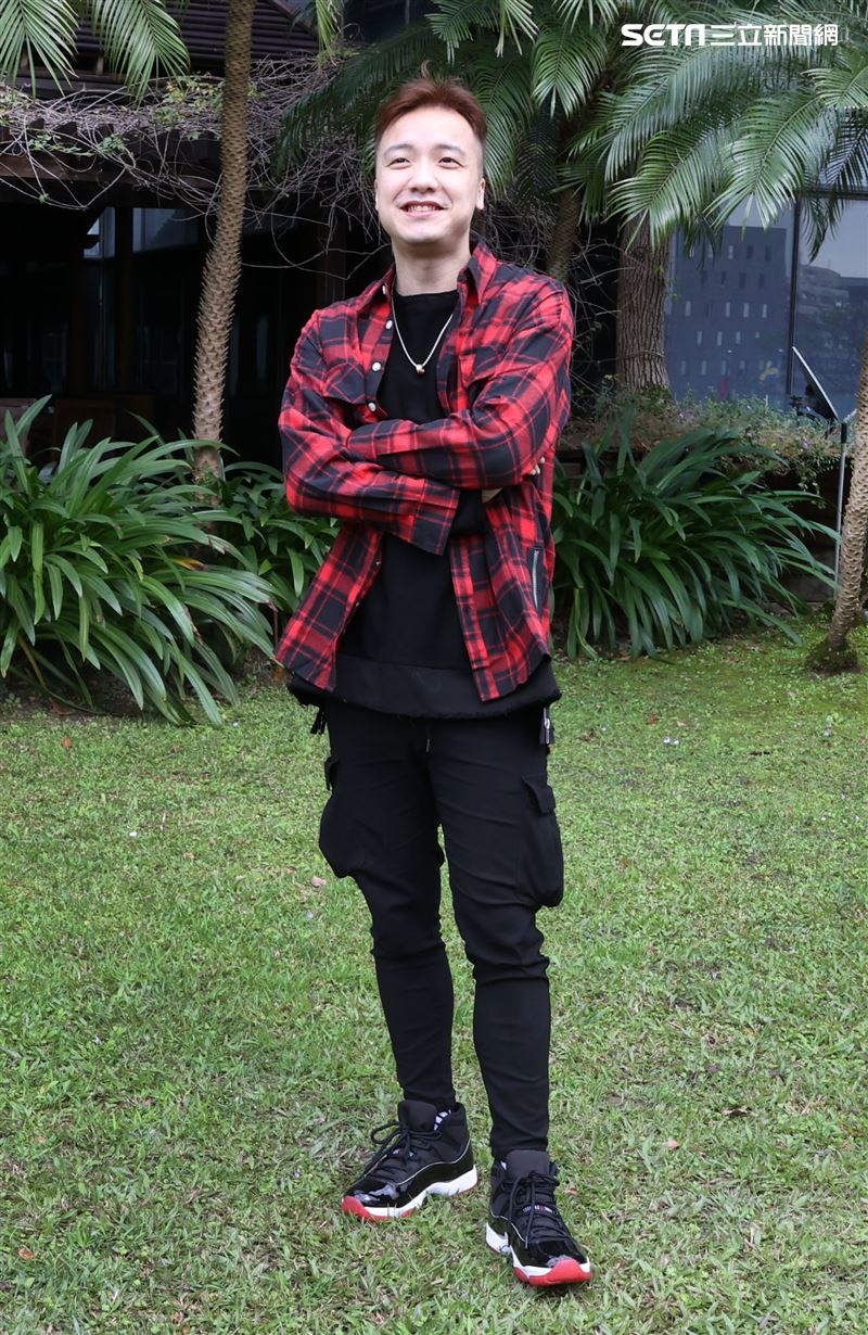 圤智雨導演三立新聞網專訪。（記者邱榮吉/攝影）