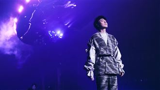 青峰開唱就出糗　笑哭：會被趁機敲詐