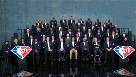 ▲NBA75大巨星合影。（圖／翻攝自NBA推特）