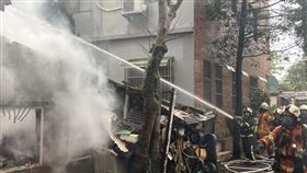 桃園,火警,平房,資源回收（圖／翻攝畫面）