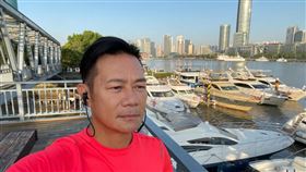  張兆輝，億萬富豪，居家防疫日記，無敵海景豪宅意外曝光 (圖／翻攝自張兆輝微博)