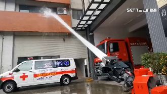 「消防機器人」亮相！盼成救災神隊友