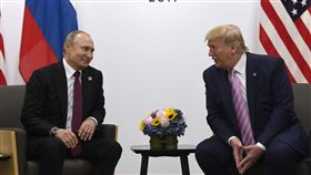 川普大讚普丁此舉很天才。（圖／美聯社／達志影像）