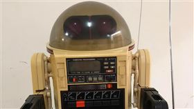  他曬爸珍藏30年機器人！網羨超夢幻（圖／翻攝自臉書爆廢公社）