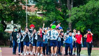 替身障生圓夢　全班陪跑接力賽逼哭網