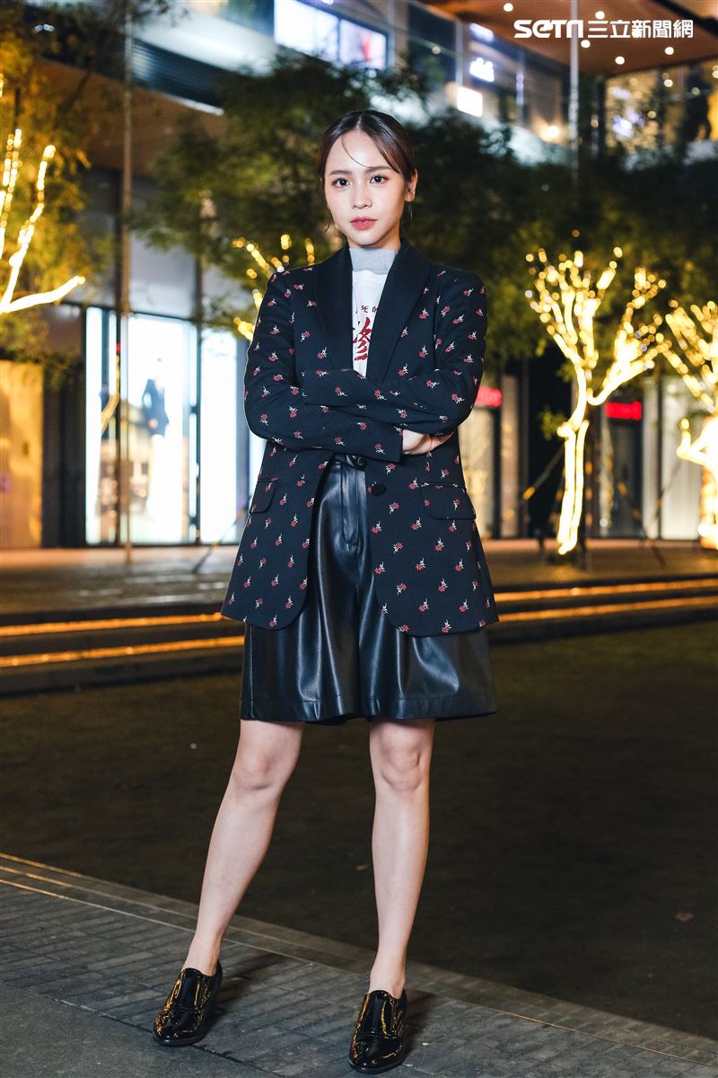 黃姵嘉三立新聞網專訪。（圖/記者楊澍攝影）