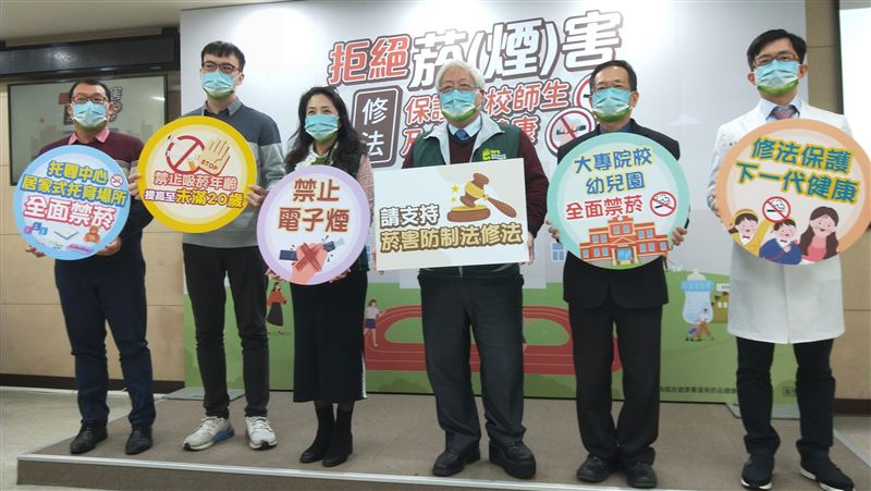 學生電子煙使用率翻倍！全台已6肺病