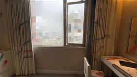台南,情侶,噴漆,吵架,遷怒,旅館,毒品,毀損