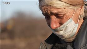 家園被炸毀　烏克蘭小媽媽抱2月嬰躲地窖（圖／AP授權）