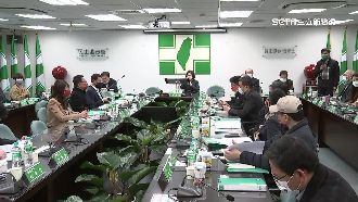 踩選對會紅線　綠老將新人砍掉重練