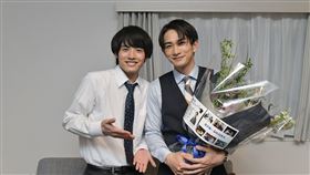 《如果30歲還是處男，似乎就能成為魔法師》（通稱《櫻桃魔法》）赤楚衛二、町田啓太。（圖／車庫娛樂提供）