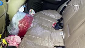 嬰睡汽車死1200g