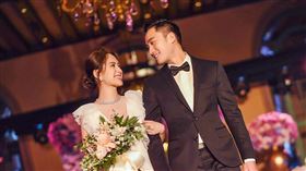 「Twins」成員阿嬌（鍾欣潼）於美國時間25日，與「醫界王陽明」賴弘國在洛杉磯舉行婚宴 圖/英皇娛樂提供