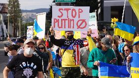 洛杉磯群眾示威  聲援烏克蘭