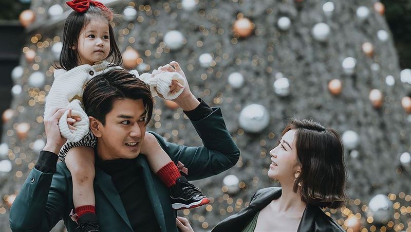 潘逸安趕拍驕女　被女兒超萌奶音融化