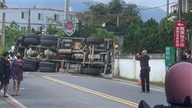 宜蘭縣,礁溪,預拌混凝土車,側翻