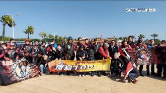 重機夫婦「環島百圈」　花13年完成