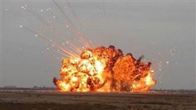 ▲俄羅斯於2007年以奈米科技製造的高功率真空炸彈，號稱「炸彈之父」。（圖/翻攝自俄羅斯國防部官網）