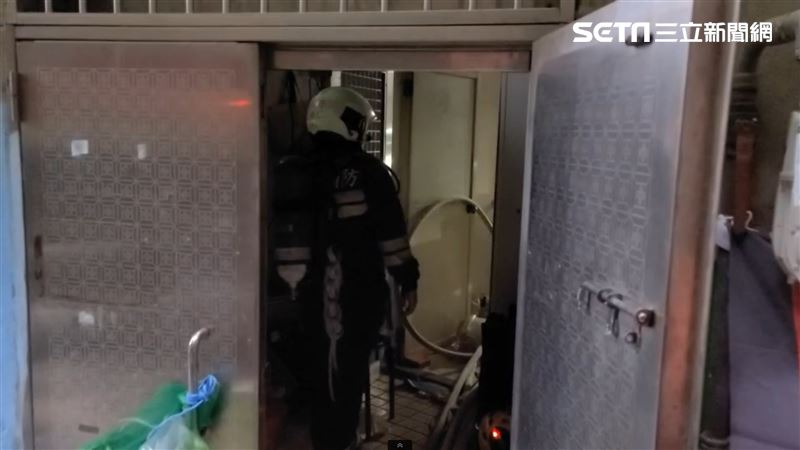 大同區公寓起火！住戶驚醒站鐵窗求救