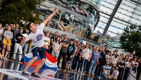 ▲2022 Red Bull Paper Wings 世界紙飛機大賽熱血回歸。（圖／Red Bull提供）