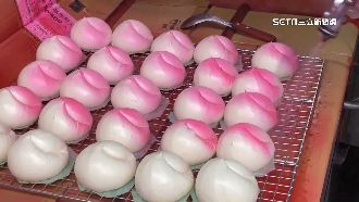 獨／土地公生日倒數　壽桃工廠忙趕工