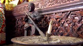 ▲西㡣殿內特殊神明「王雞屎」。（圖／寶島神很大）