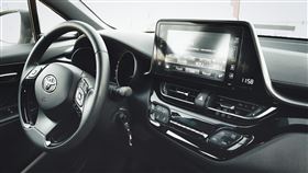 toyota，豐田，汽車，駕駛。（示意圖／翻攝自pixabay）