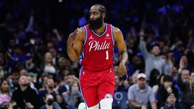 ▲哈登（James Harden）76人主場首戰攻下26分9籃板9助攻。（圖／美聯社／達志影像）