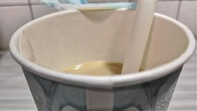 最貴飲料感冒藥水（圖／翻攝自竹北遠百最新情報站）