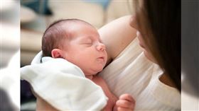 小嬰兒第一次剪髮具有紀念意義。（示意圖／unsplash）