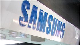 南韓三星電子1日表示，公司在南韓華城的晶片廠2019年12月31日下午停電大約一分鐘，導致一些半導體生產線部分停擺。（中央社檔案照片）