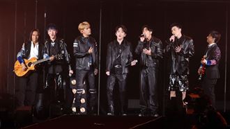 動力火車唱到一半　數字天團突閃登場